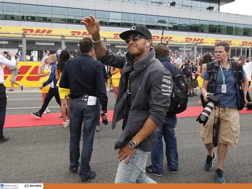 Lewis Hamilton scatta dalla pole